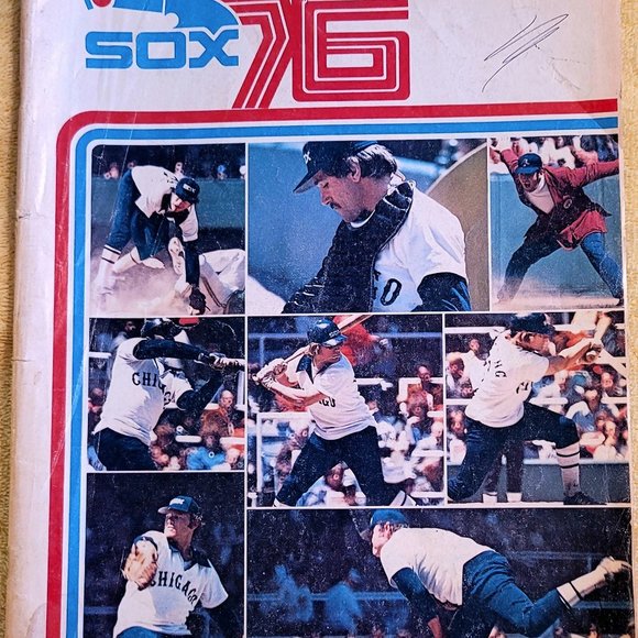 1976 The Chicago White Sox Official Program/Scorecard - Picture 1 of 5